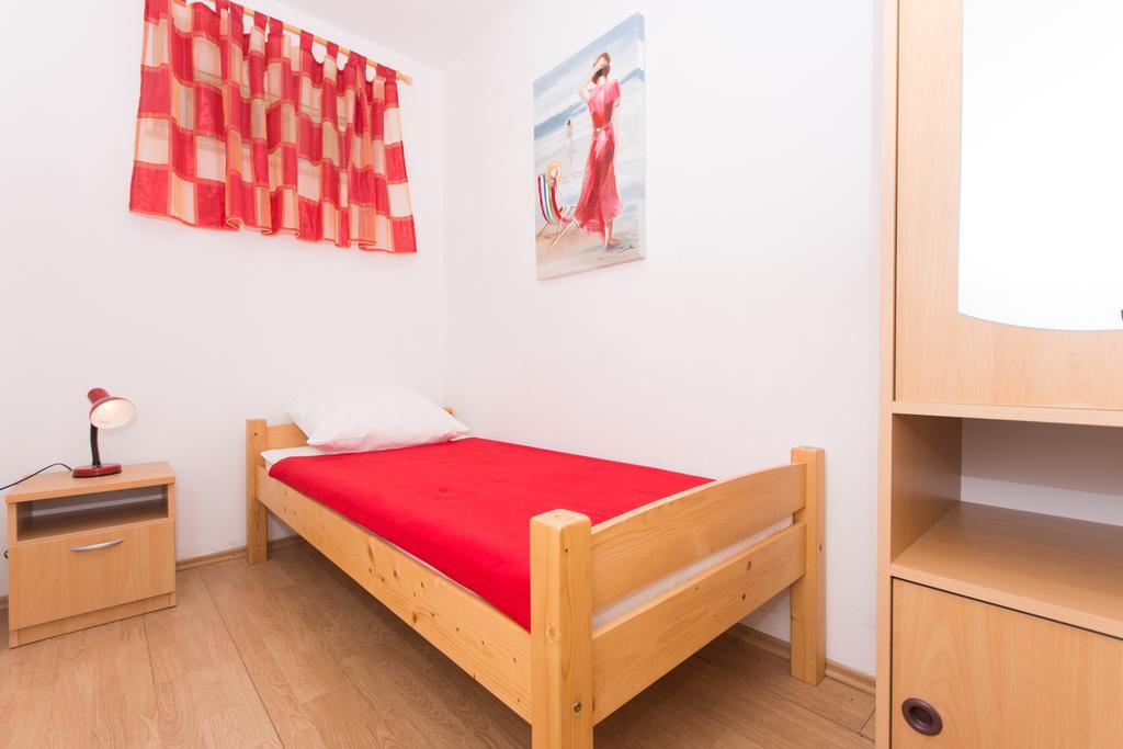 Apartments Vaska Trogir Exterior photo