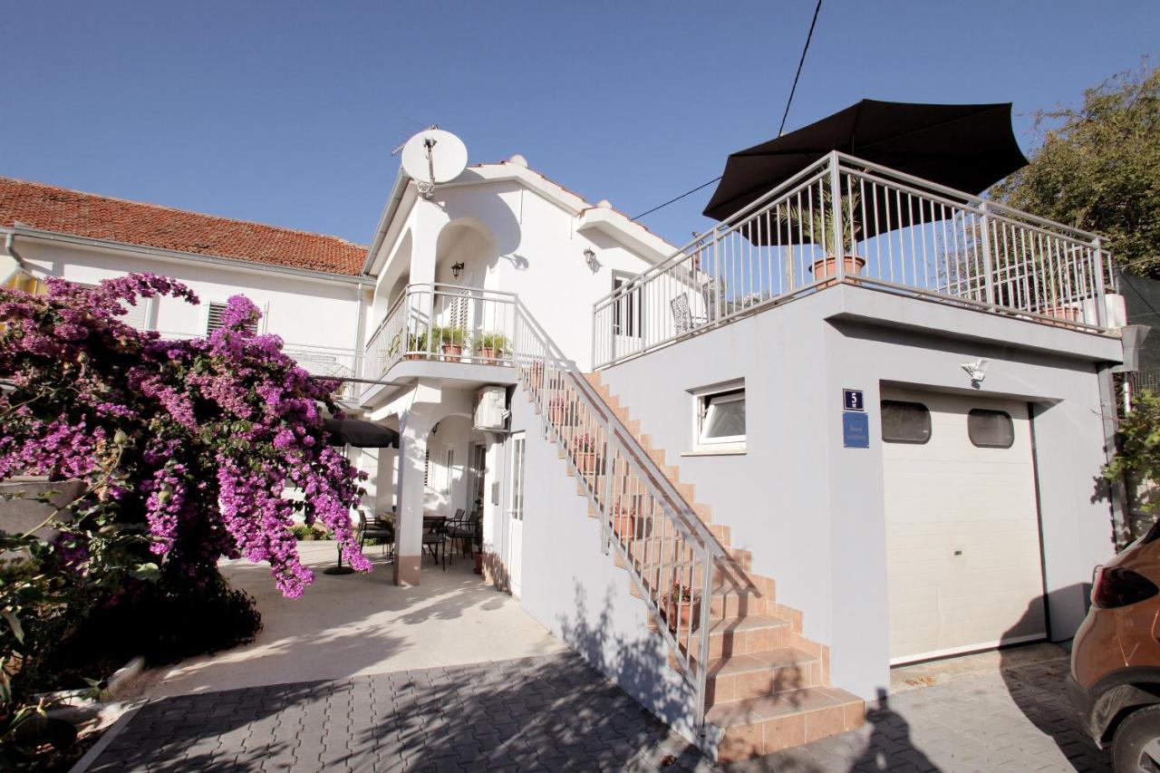 Apartments Vaska Trogir Exterior photo