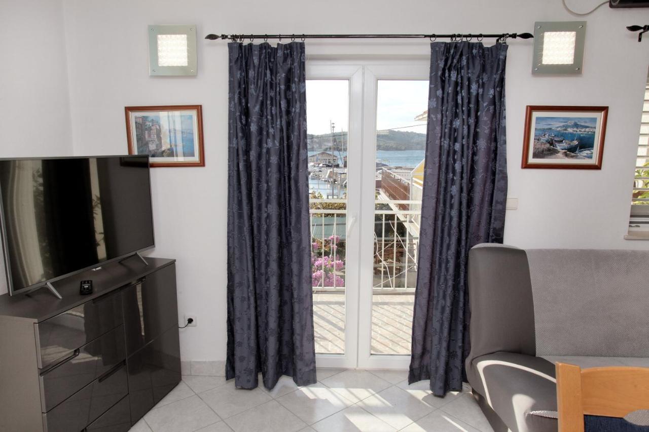 Apartments Vaska Trogir Exterior photo